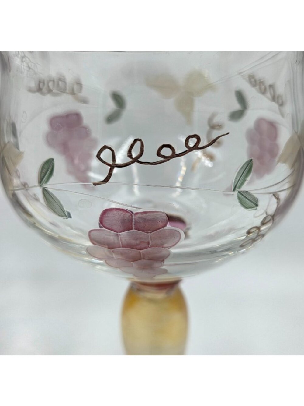 Georgio Crystal GMG Etched Grape Set of 2 White Wine Glass - Picture 4 of 6